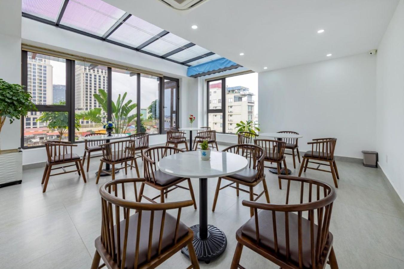 Phong Lan Apartments ハイフォン エクステリア 写真